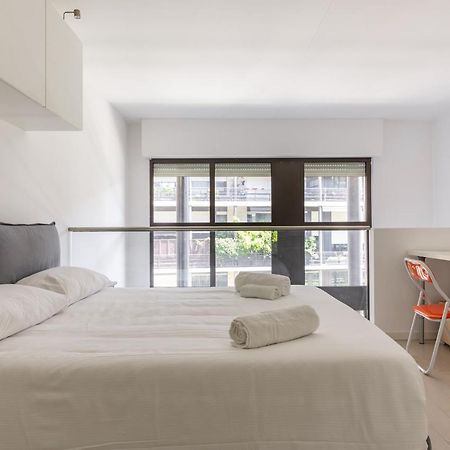 شقة Elegant Loft With Balcony! ميلان المظهر الخارجي الصورة