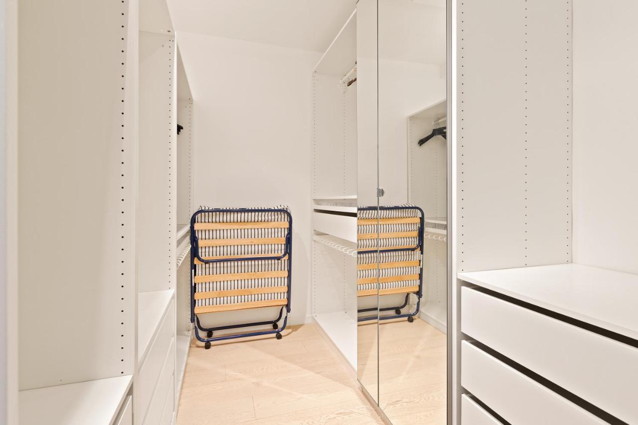 شقة Elegant Loft With Balcony! ميلان المظهر الخارجي الصورة