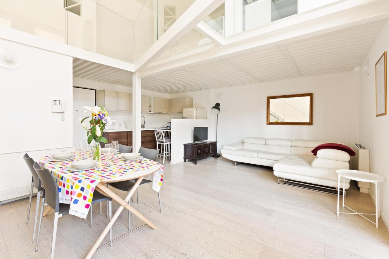 شقة Elegant Loft With Balcony! ميلان المظهر الخارجي الصورة